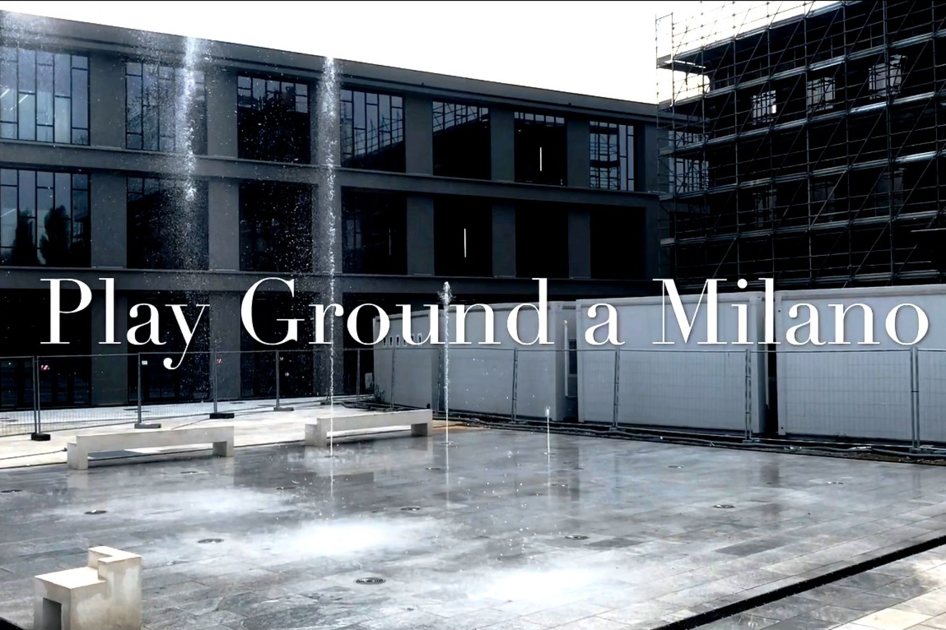 FONTANA A PAVIMENTO MONUMENTALE MILANO